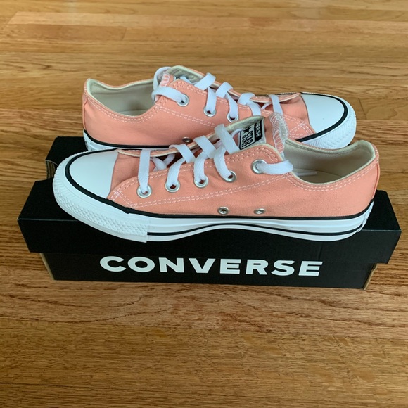 Converse Chuck Taylor All Star Shoes - Picture 2 of 7